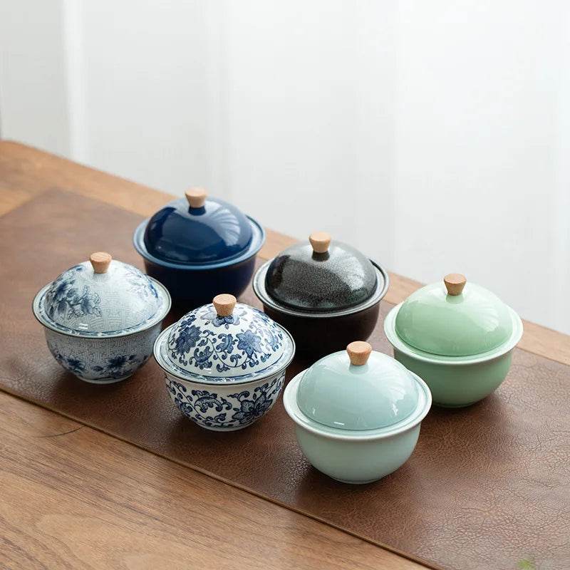 Cendrier En Porcelaine